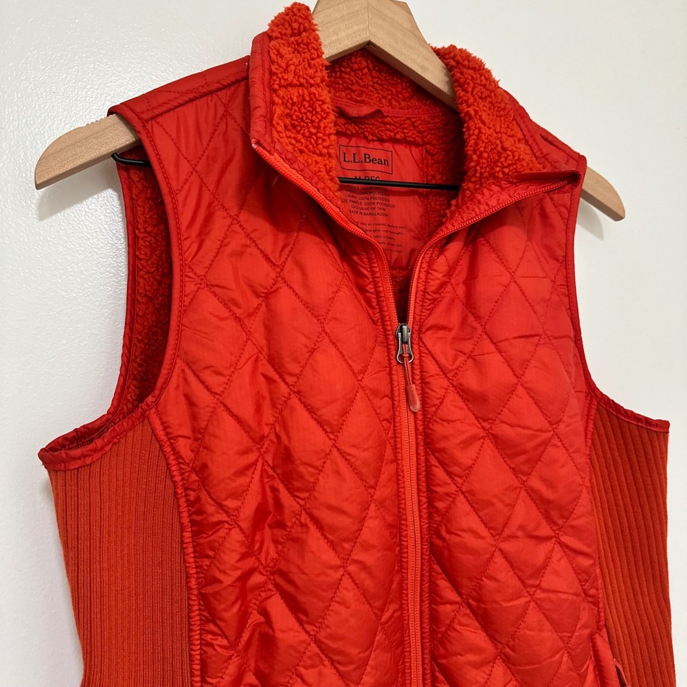 L.L. BEAN | Women's Orange Thinsulate Quilted Sherpa Fleece Lined Vest, M Reg - Picture 3 of 8